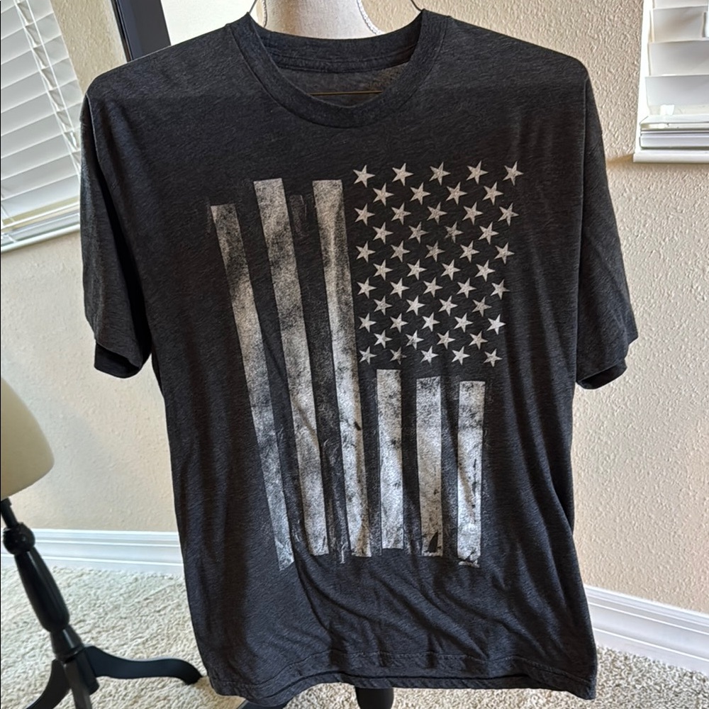 Men's Charcoal Graphic T-Shirt